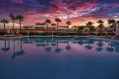 Avra Imperial Hotel - Image 5