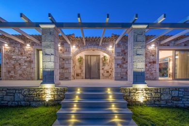 Avra Luxury Villa & Spa