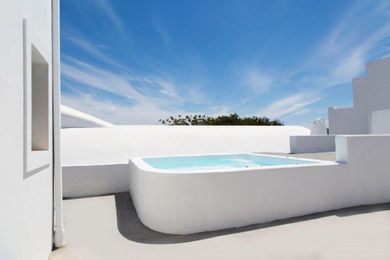 Ayoba Santorini - Image 2