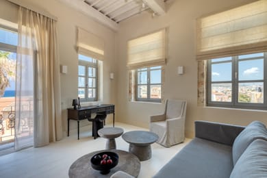 One-bedroom Suite with Old Harbor view