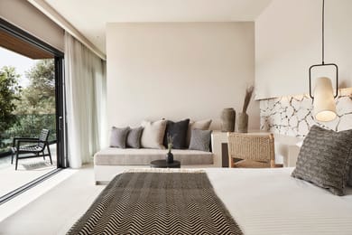 Wow Unobstructed  Sea View Suite  – Mini Pool