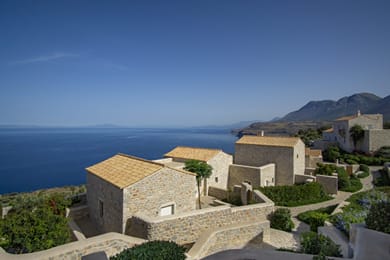 Bassa Maina Villas & Suites - Image 7