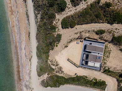 Beachfront Villa Fteri - Image 2