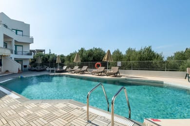 Bella Vista Hotel - Image 2