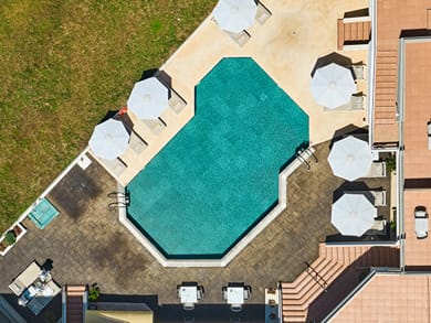 Bella Vista Hotel - Image 2