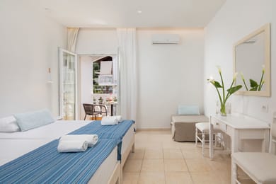 Bella Vista Hotel & Studios Corfu - Image 5