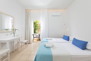 Bella Vista Hotel & Studios Corfu - Image 6