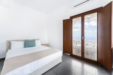 One Bedroom Apartment with Sea View - Pegasus