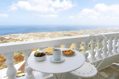One Bedroom Apartment with Sea View - Pegasus