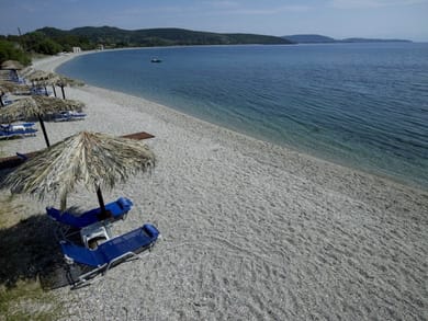 Belle Helene Hotel - Image 2