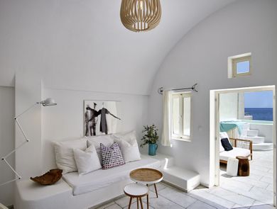 Sea View Suite with private outdoor hot tub