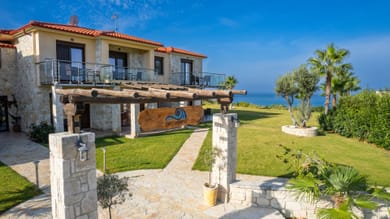 Belohorizonte Fine Accommodation Chalkidiki - Image 2