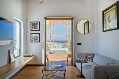 7 Bedroom Villa Nextdoor (3 meters from main hotel - sleeps 19)