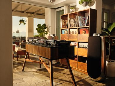 Belvedere Mykonos - Main Hotel Rooms & Suites - Image 5