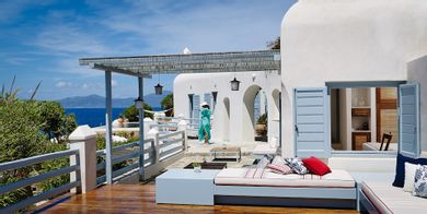 Waterfront Suite with Private Sundeck (350 meters from main hotel - sleeps 3)