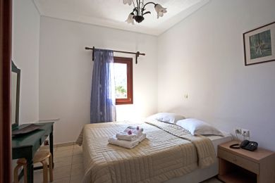 Apartment 2 Bedrooms for 6 included Free car