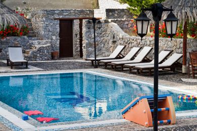 The Birds Villa Apartments Santorini - Image 2