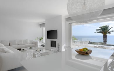 Luxurious Beachfront Villa Maira | 35.5 Leof. Athinon Souniou | Ag. Marina 194 00