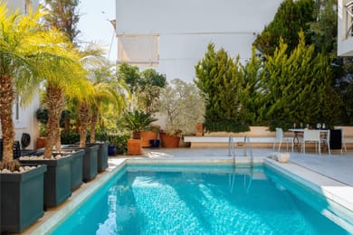 Serena Calm Pool House | Iakinthou Str. 7 Vouliagmeni 16671