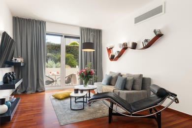 Serena Calm Pool House | Iakinthou Str. 7 Vouliagmeni 16671