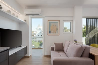 Athenian Riviera Seaside Suite | Polimnias 9 | Vouliagmeni 166 71