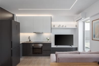Athenian Riviera Seaside Suite | Polimnias 9 | Vouliagmeni 166 71