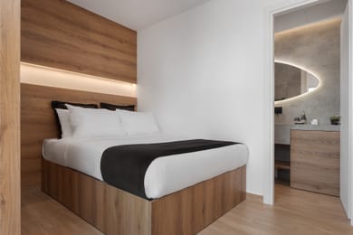 Athenian Riviera Seaside Suite | Polimnias 9 | Vouliagmeni 166 71