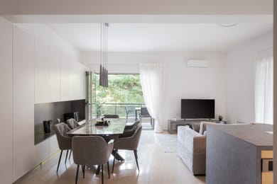 Vouliagmeni Stylish Apartment | Iras 14 | Vouliagmeni 166 71