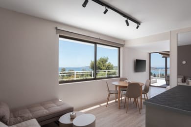 The Vouliagmeni Penthouse | Thiseos 10 | Vouliagmeni 166 71