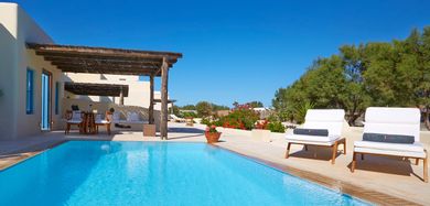 Deluxe Suite with Private Pool & Jacuzzi