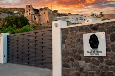 Blackstone Luxury Suites - Image 4