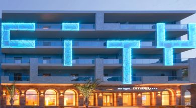 Blue Lagoon City Hotel - Image 4