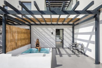 Elegant Suite with outdoor Jacuzzi