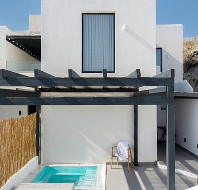Family Suite with outdoor Jacuzzi