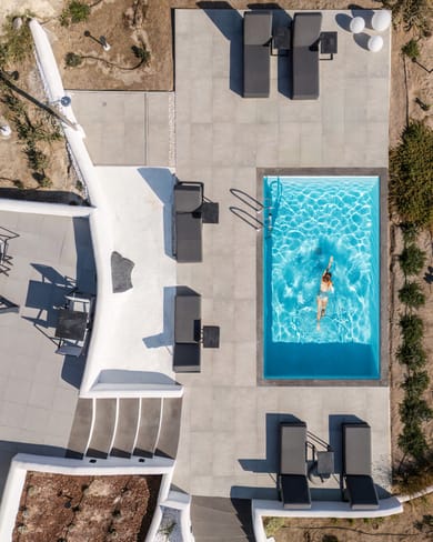 Ble Suites Santorini