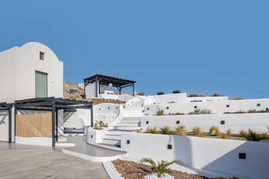 Ble Suites Santorini