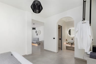 Ble Suites Santorini