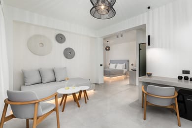 Ble Suites Santorini