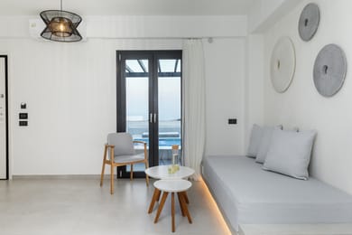 Ble Suites Santorini