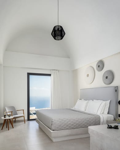 Ble Suites Santorini