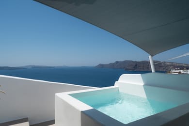 Junior Suite with Caldera-Sea View and Private Outdoor Hot Tub