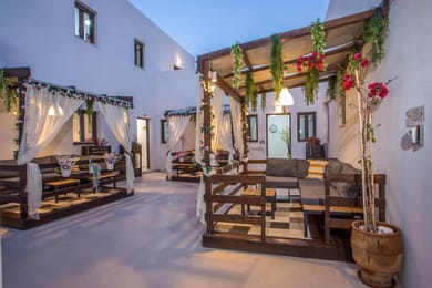 Bliss & Heritage Luxury Suites - Image 3