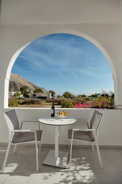 Blue Sapphire Hotel - Image 2