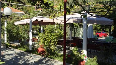 Blue Bay Beach Hotel - Image 5