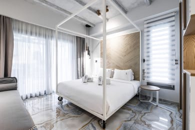 Blue Carpet Suite Sea View | Private Pool