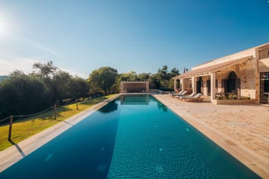 Cyra Villa