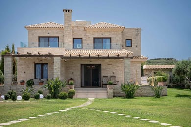 Aliza Villa