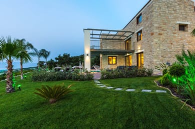 Esmae Villa