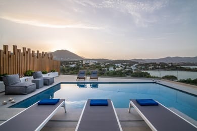 Icarus Villa