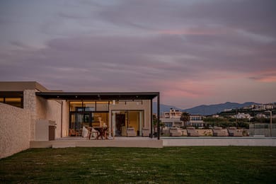 Nydia Villa